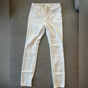 Pilcro Anthropologie white skinny leg jeans NWOT size 26